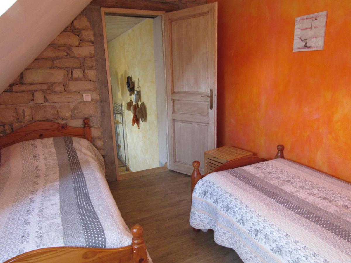Chambres D'Hotes Les Arondelles Virey-le-Grand Exteriör bild