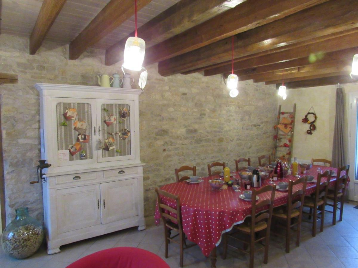 Chambres D'Hotes Les Arondelles Virey-le-Grand Exteriör bild