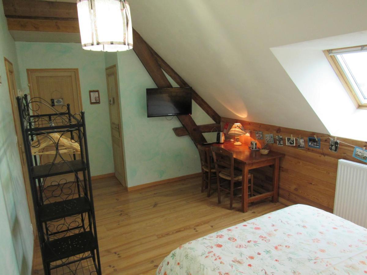 Chambres D'Hotes Les Arondelles Virey-le-Grand Exteriör bild